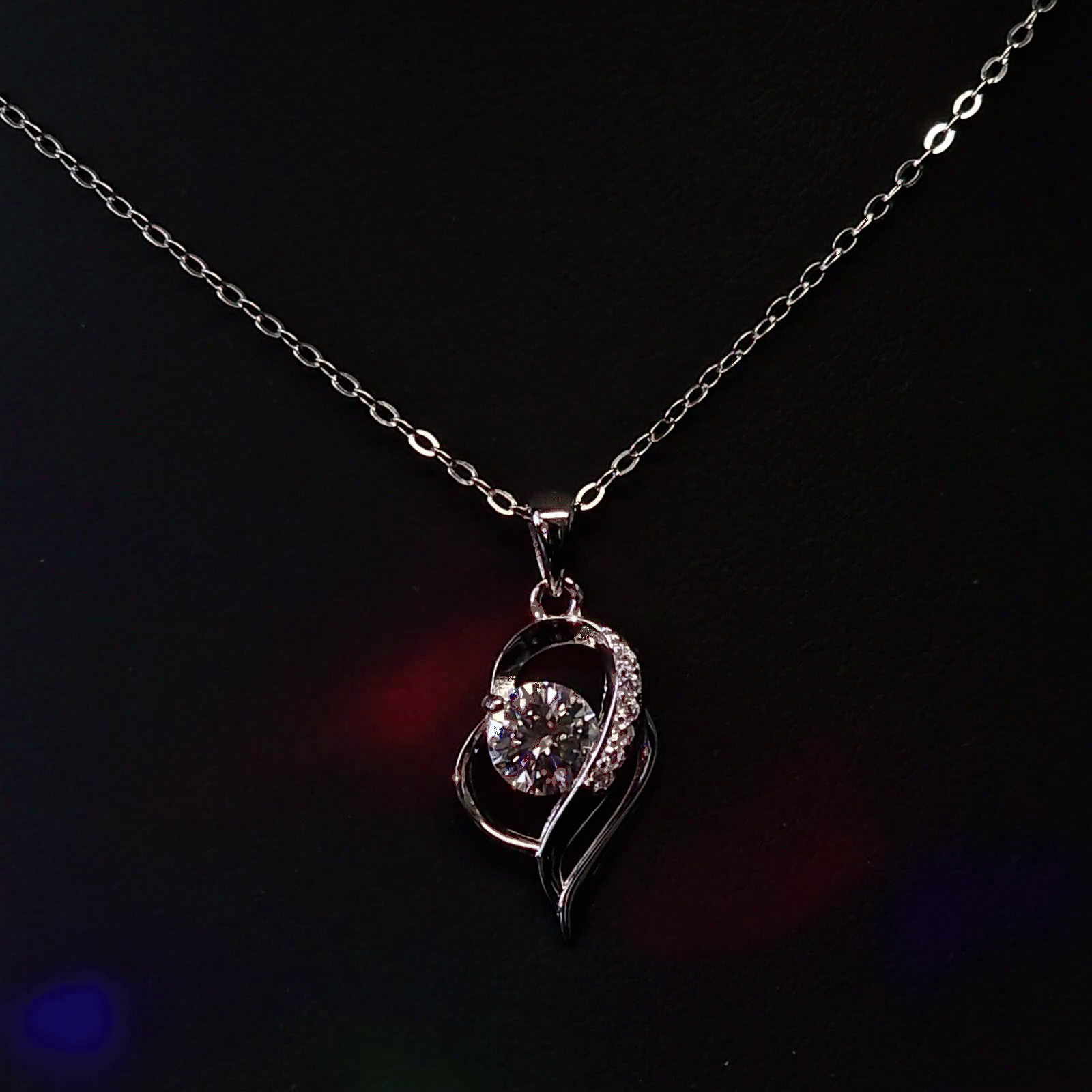 elegance-necklace-2407211.gif